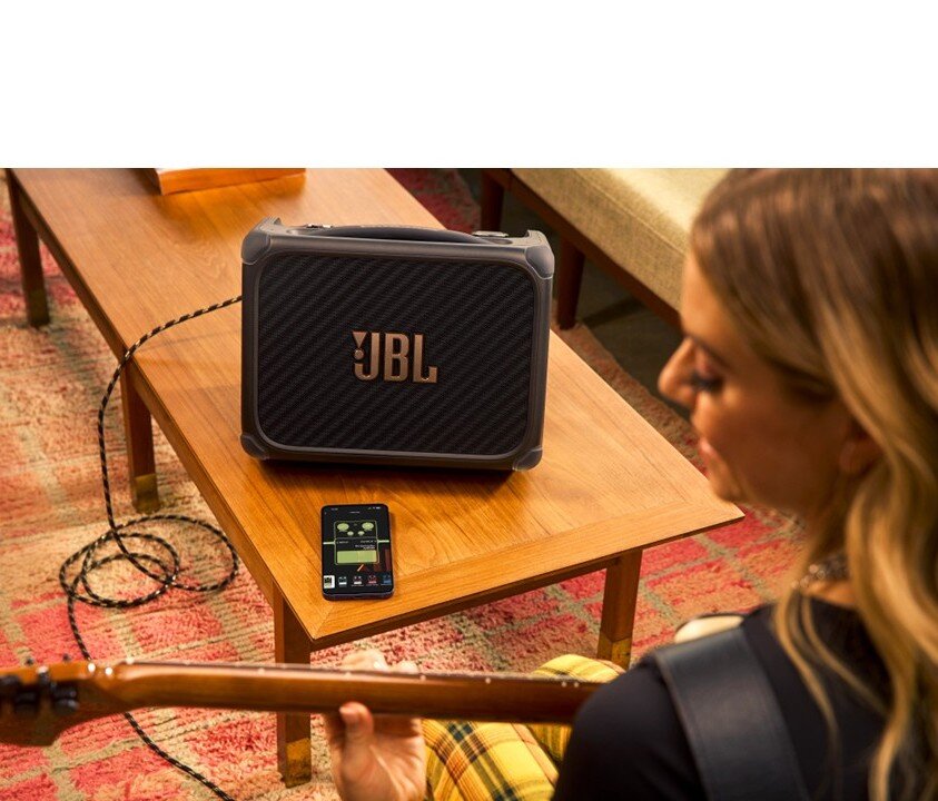JBL BandBox: AI驅動的智慧練習擴音器