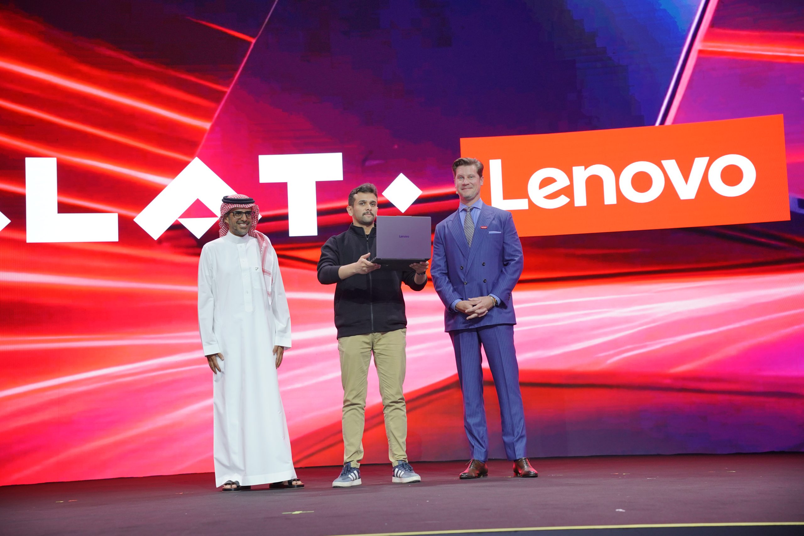 Lenovo Unveils First Laptop Manufactured in Saudi Arabia, Supporting the Kingdom’s Vision for Advanced Manufacturing