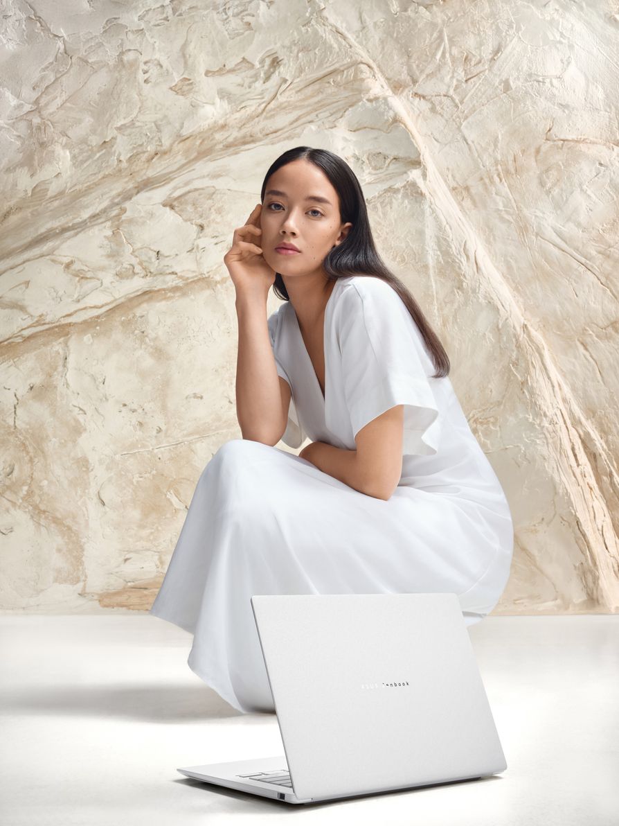 ASUS Zenbook S14 UX5406