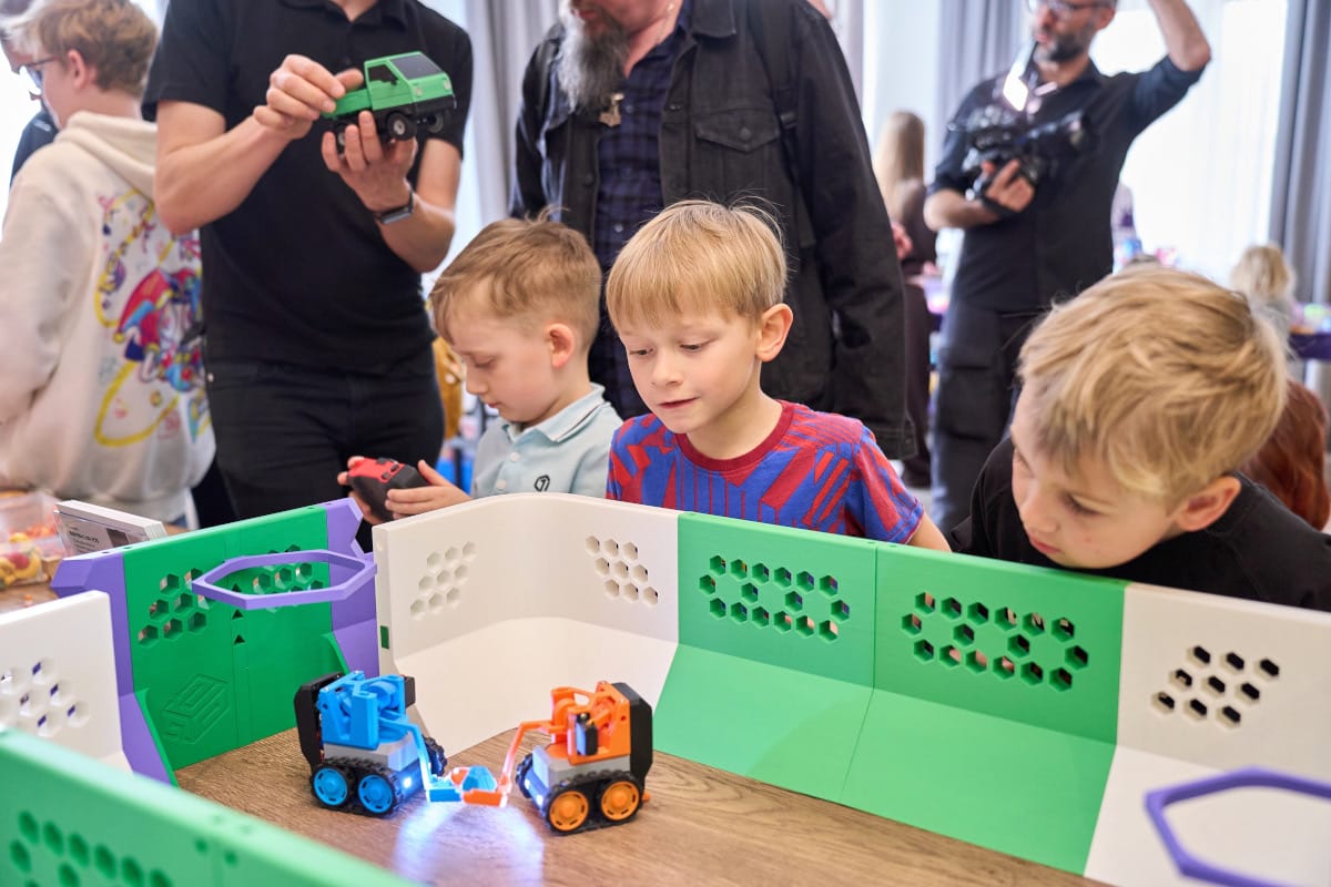 Bambu Lab A1 Combo Wins Parents' Award 2026
