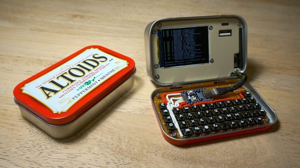 Curiously minty Raspberry Pi Zero cyberdeck
