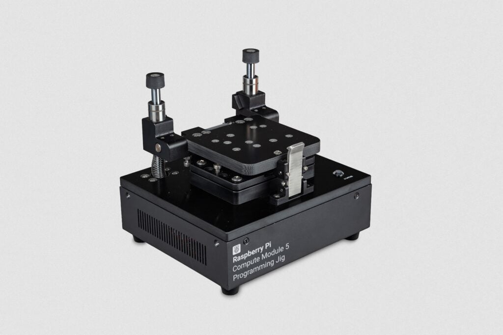 Introducing the Raspberry Pi Compute Module 5程式設計 jig